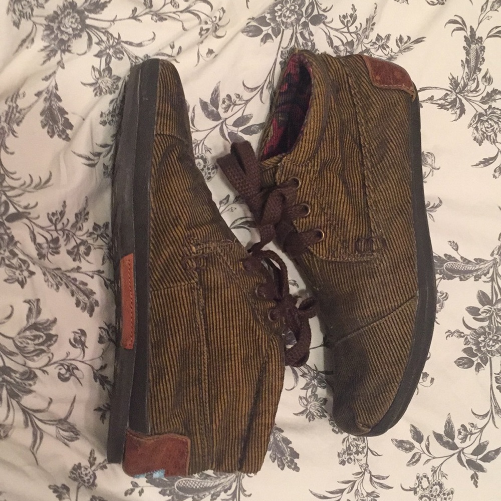 Corduroy Toms